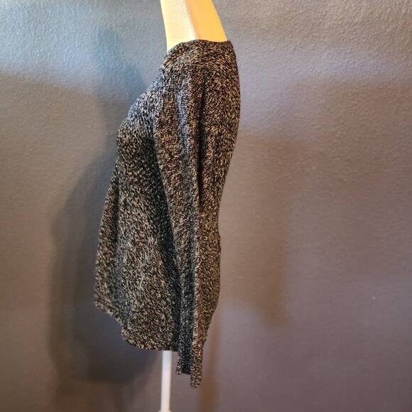 Calvin Klein Jeans Women's Black & White knit sweater V-Neck Pullover Medium - Picture 4 of 7